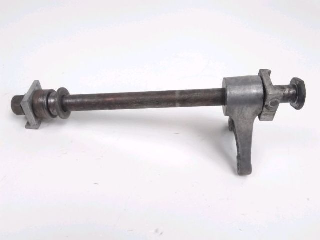 Axe de roue arriere occasion SUZUKI GSF 1200 BANDIT 1996