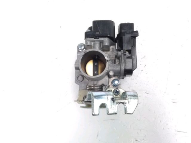 Corps d'injection gauche occasion HONDA PCX 2018