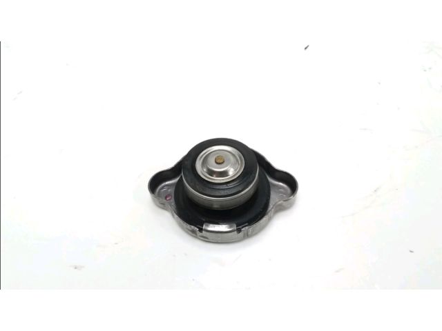 Bouchon de radiateur occasion KYMCO DOWNTOWN 2012