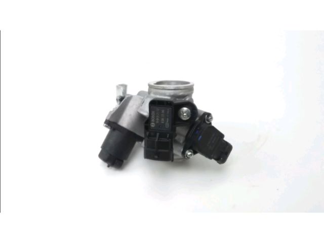 Corps d'injection gauche occasion PEUGEOT METROPOLIS 2019