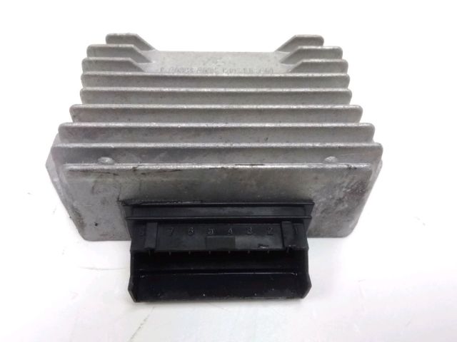 Regulateur de tension occasion PIAGGIO FLY 50 2T 2011