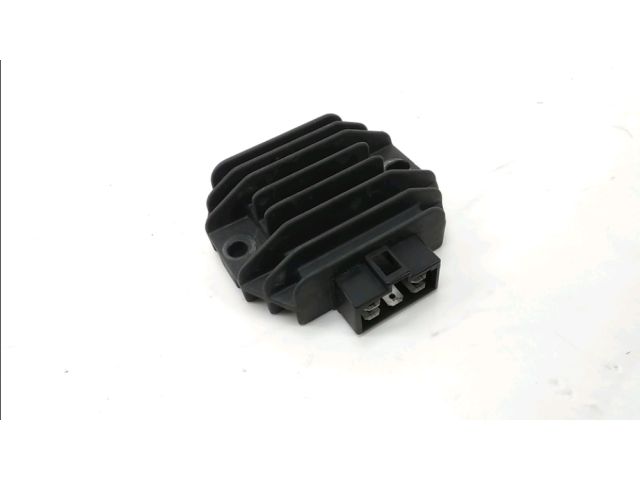 Regulateur de tension occasion APRILIA SPORT CITY 2005