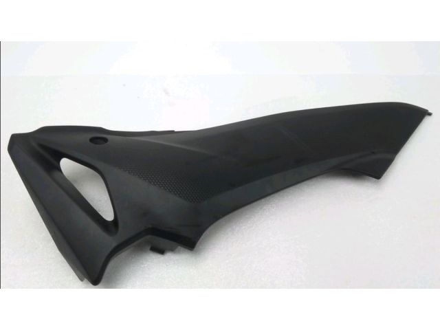 Cache lateral droit occasion HONDA CB 600 HORNET 2013