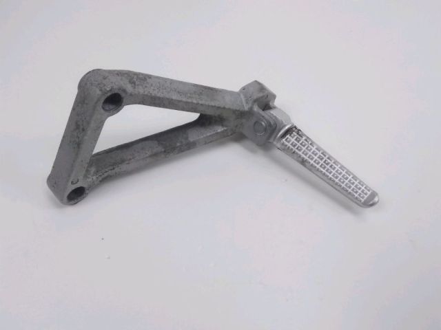 Platine et repose pieds arriere gauche occasion DAELIM ROADWIN R 2008