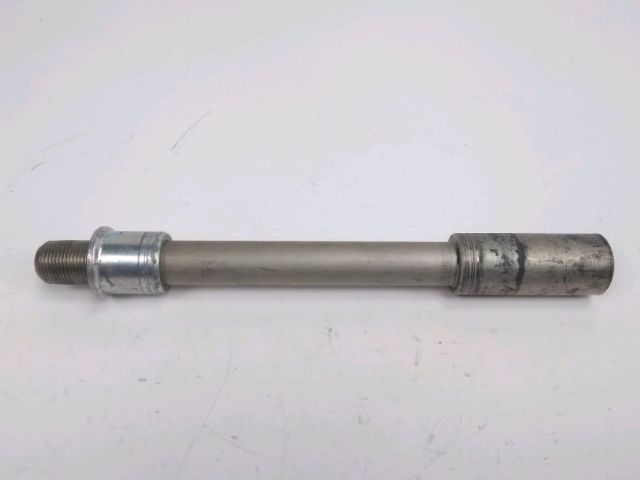 Axe de roue avant occasion SUZUKI GSX 650 F 2009