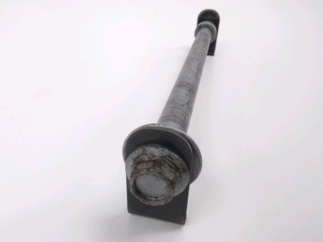 Axe de roue arriere occasion HONDA CBF 600 2008