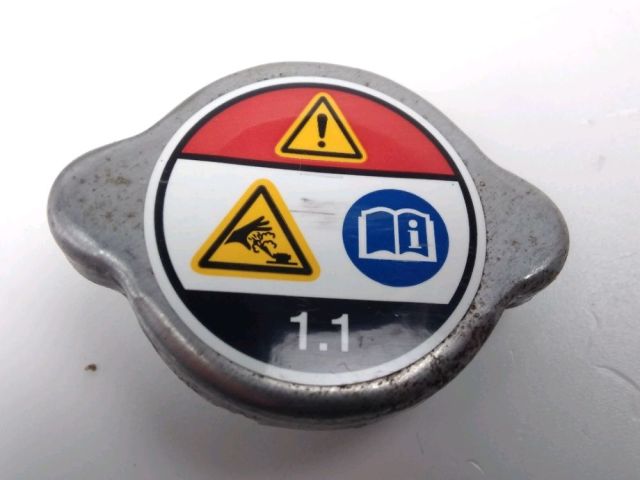 Bouchon de radiateur occasion HONDA NSS 300 FORZA 2014