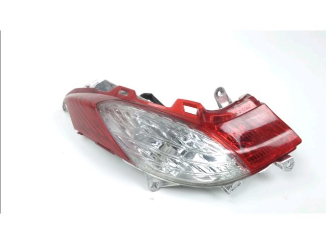 Feu arriere droit occasion HONDA FES 125 PANTHEON 2010