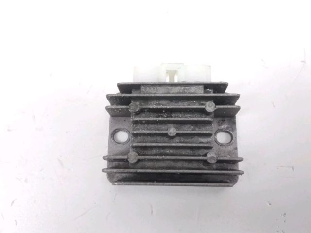 Regulateur de tension occasion ZNEN FUSION 2019