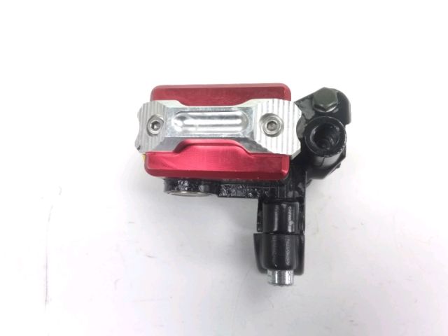 Maitre cylindre frein av complet occasion DERBI SENDA 2009