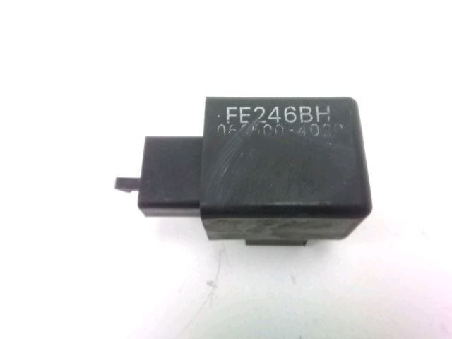Centrale clignotant  occasion KAWASAKI ER-5 500 1999