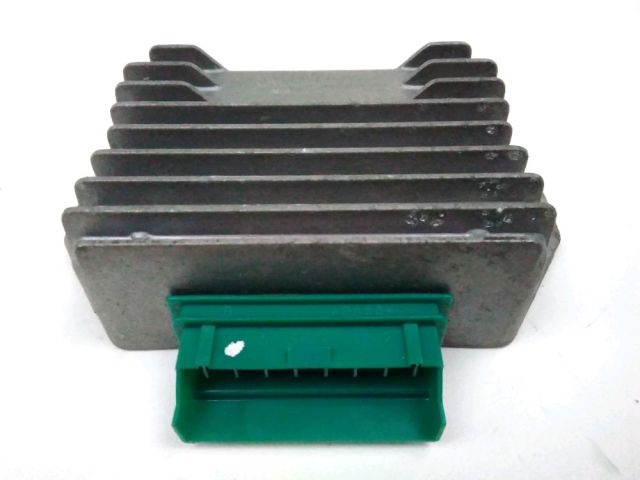 Regulateur de tension occasion DERBI ATLANTIS 2005