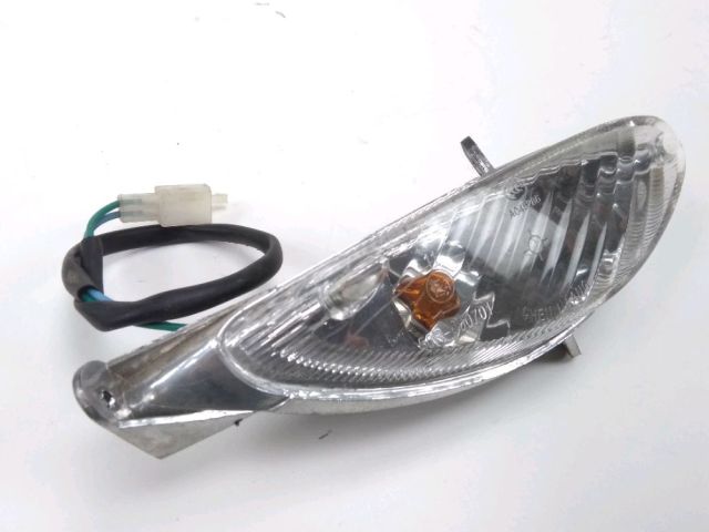 Clignotant avant d occasion PEUGEOT V-CLIC 2010