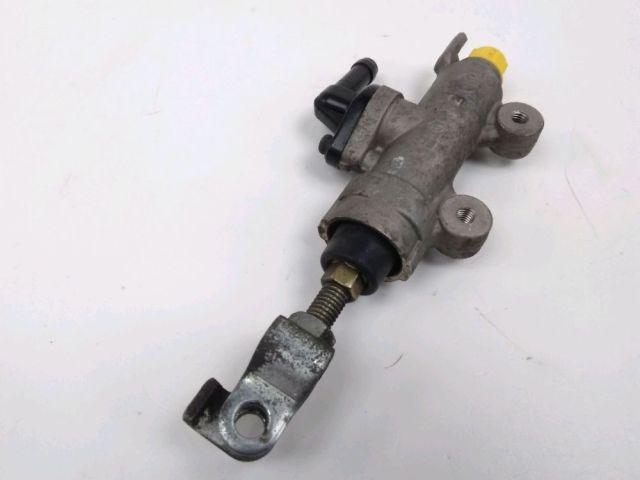Maitre cylindre frein ar complet occasion HONDA NTV 650 DEAUVILLE 2000