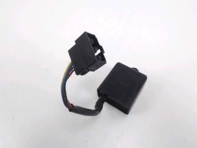 Relais boitier electrique occasion KAWASAKI ZR 750 ZEPHYR 1999