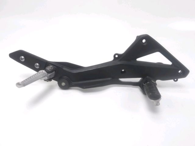 Platine avant droite occasion HONDA CB 600 HORNET 2007