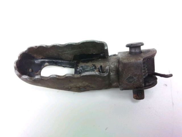 Repose pieds avant gauche occasion YAMAHA DT MX 125 1980