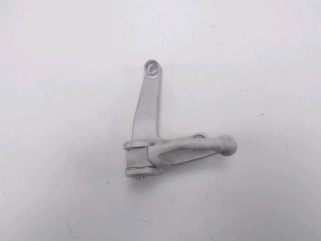 Platine et repose pieds arriere gauche occasion KEEWAY X-BLADE 2017