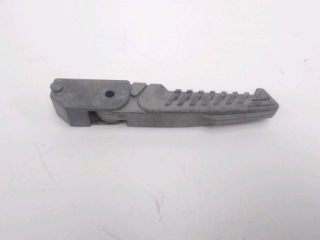 Repose pieds arriere gauche occasion KYMCO LIKE 2018