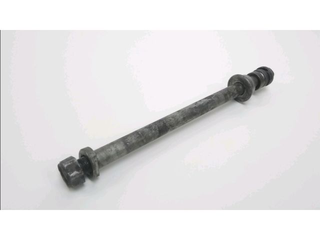 Axe de roue arriere occasion HONDA VF 750 SC 1987