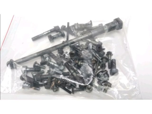 Pack visserie occasion HONDA VF 750 SC 1987