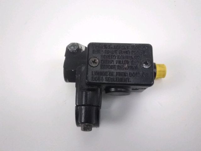 Maitre cylindre frein ar complet occasion GOVECS GO 2018