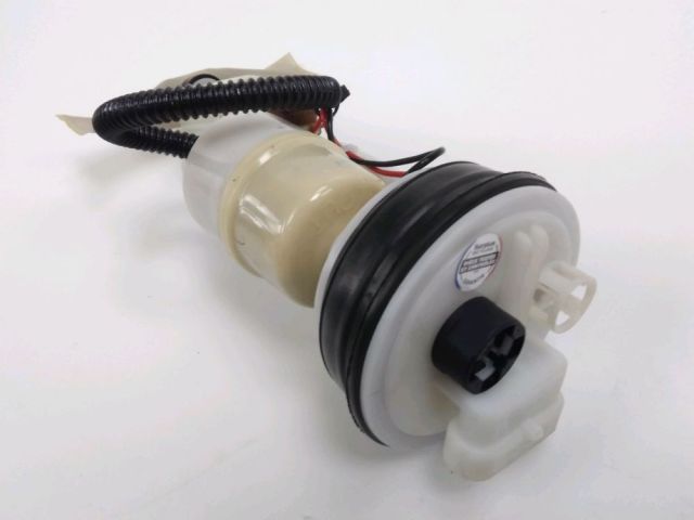 Pompe a essence occasion VESPA GTS 300 2011