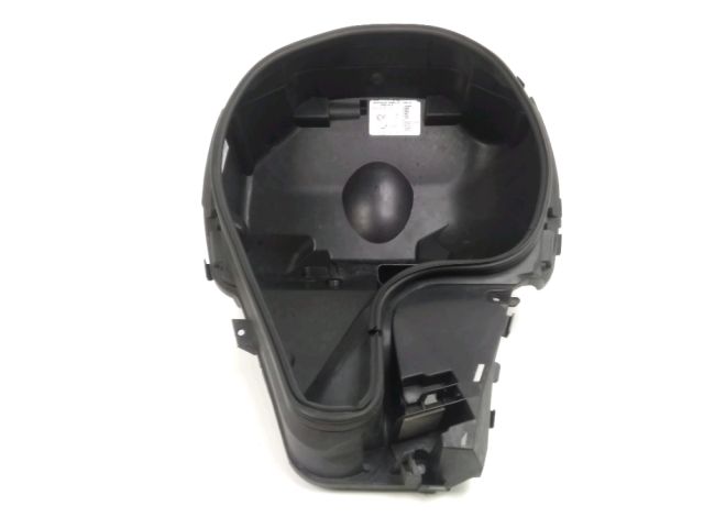 Coffre sous selle occasion SUZUKI BURGMAN 125 2013