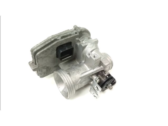 Corps d'injection droit occasion APRILIA SCARABEO 2011