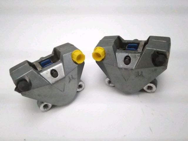 Etrier frein avant occasion QUADRO 3D 2011