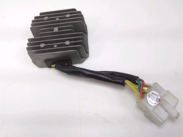 Regulateur de tension occasion YIYING VINTAGE 2018