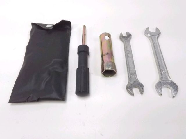 Trousse outil occasion LINHAI HY 400 2014