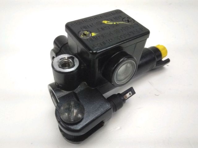 Maitre cylindre frein av complet occasion VESPA GTS 2020