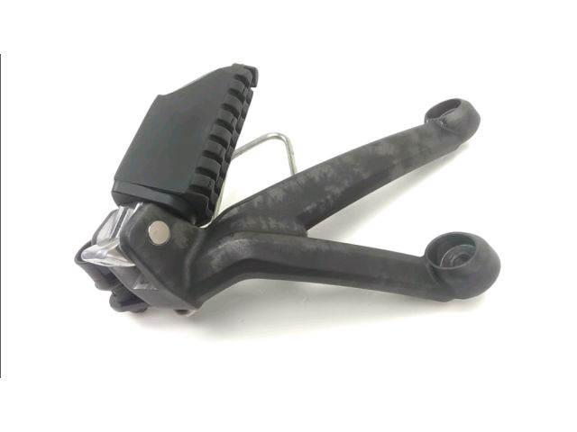 Platine et repose pieds arriere droit occasion TRIUMPH TIGER 2017