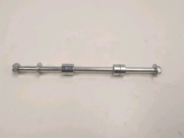 Axe de roue avant occasion YAMAHA GPD NMAX 2019