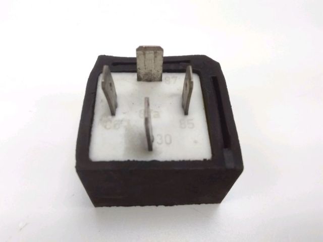 Relais de demarreur occasion PEUGEOT ELYSTAR 2010