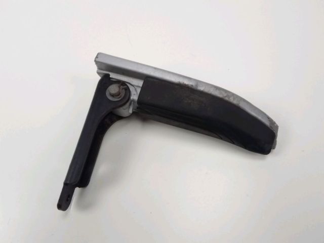 Platine et repose pieds arriere droit occasion PIAGGIO MP3 125 2011