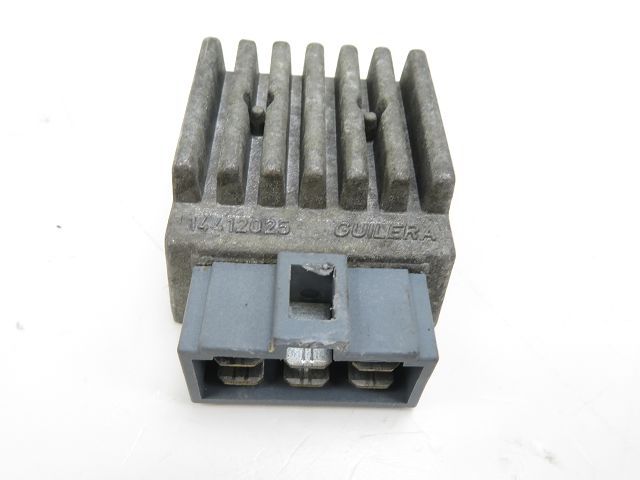 Regulateur de tension occasion DERBI GPR 2016