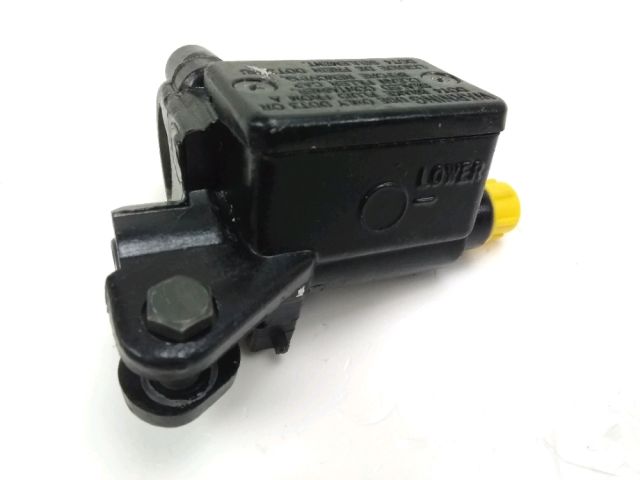 Maitre cylindre frein av complet occasion LAZIO RENO 2019