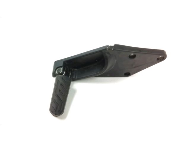 Platine et repose pieds arriere gauche occasion APRILIA SRV 2012