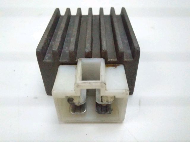 Regulateur de tension occasion QINGQI XENON 2012