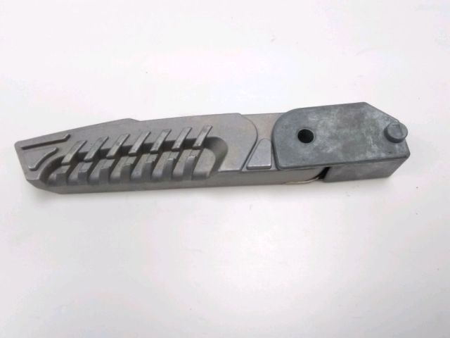 Repose pieds arriere gauche occasion KYMCO LIKE 2020