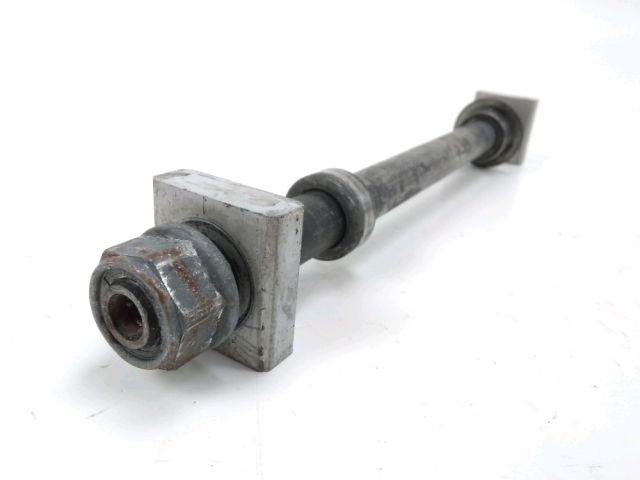 Axe de roue arriere occasion HONDA CBR 900 RR FIREBLADE 1993