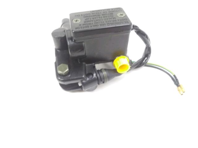 Maitre cylindre frein av complet occasion MOTRON BREEZY 2021