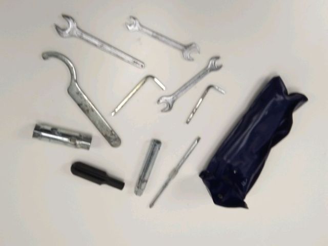 Trousse outil occasion YAMAHA VP 125 X-CITY 2009