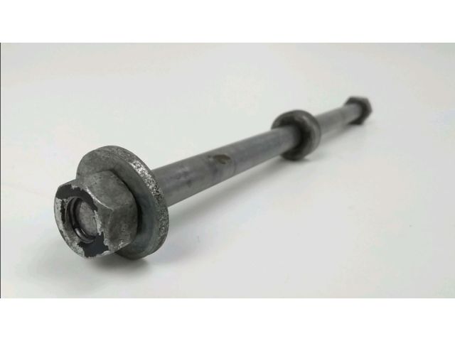 Axe de roue arriere occasion GILERA RCR 2008