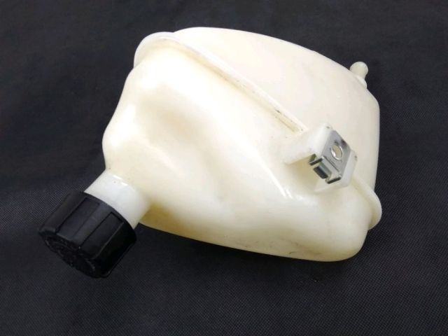 Vase expansion occasion PIAGGIO BEVERLY 350 2012