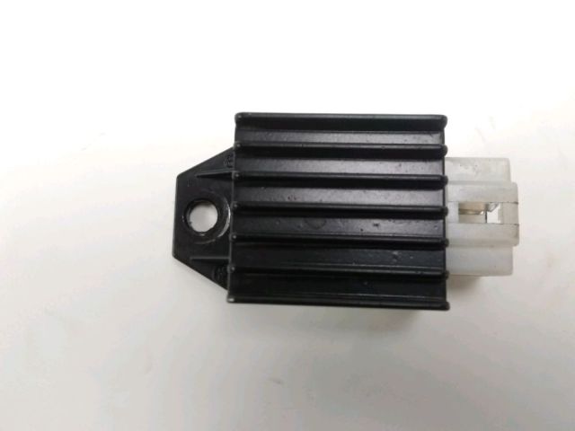 Regulateur de tension occasion YAMASAKI VIPER 2020