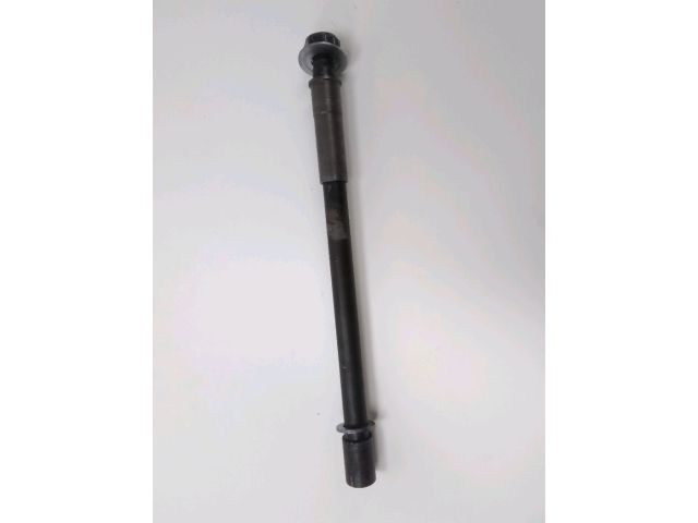 Axe de roue arriere occasion YAMAHA FJR 1300 2004