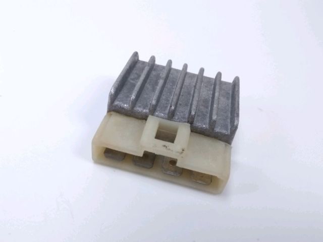 Regulateur de tension occasion TOMOS YOUNGST'R 2013